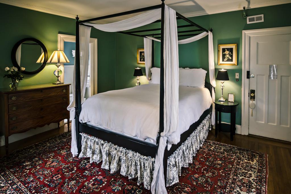 The Bertram Inn Brookline Eksteriør bilde